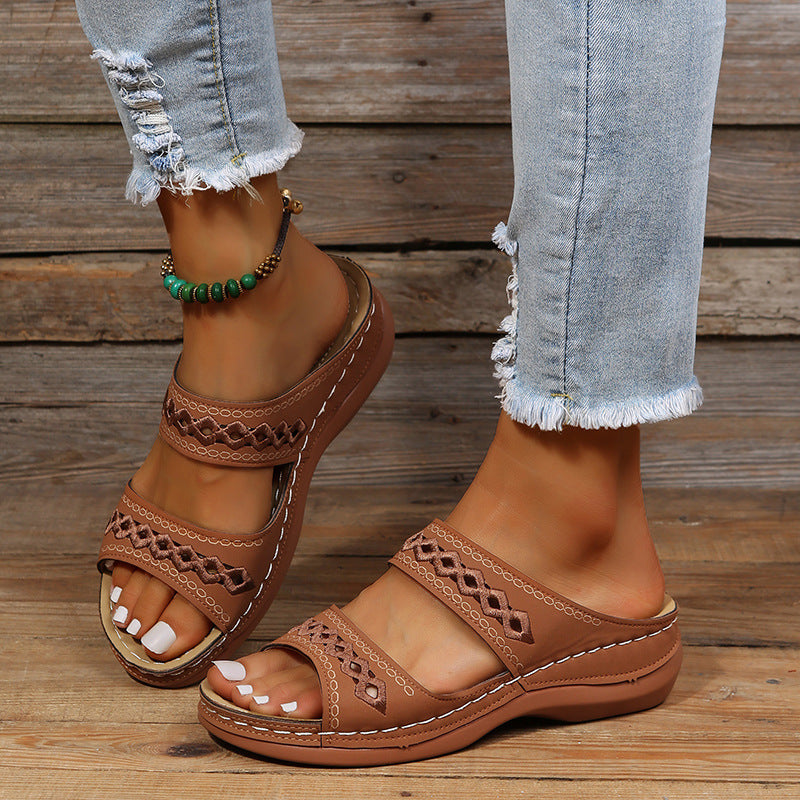 KAREN | EMBROIDERED ORTHOPEDIC WEDGE SANDALS